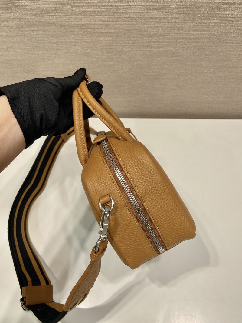Pra*a top handle bags